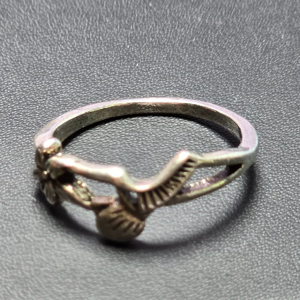 Carved Hummingbird & Flower Nature-Inspired Design Ring Size 6.5 (NWOT) - Picture 3 of 5